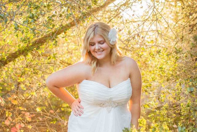 Della Curva has the best selection of plus size wedding dresses