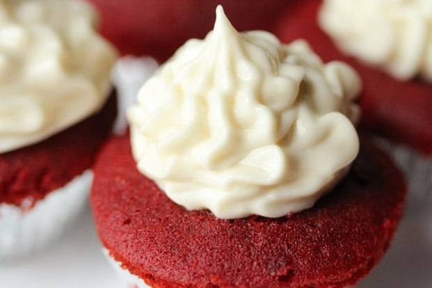 Red Velvet Cupcakes with Buttercreamcheese Frosting