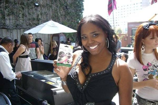 Shar Jackson showing she's a fan of ours!
