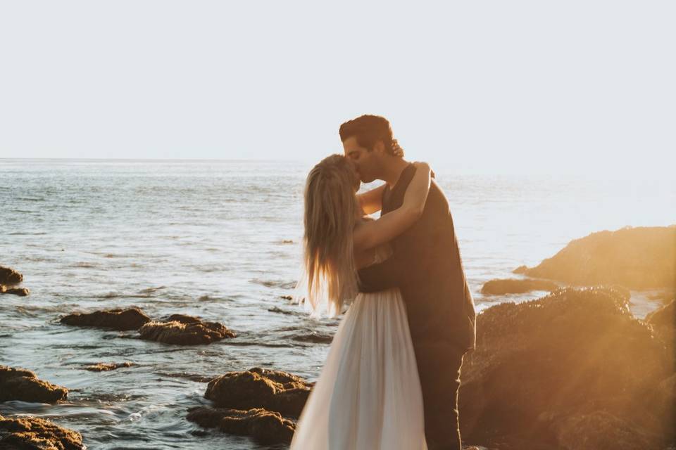 Costal elopement