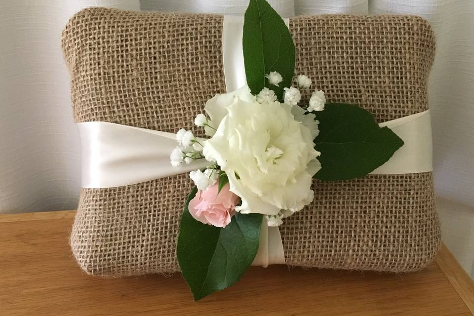 Pillow flowers