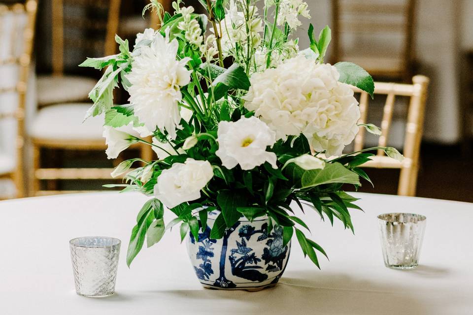 White tablescape