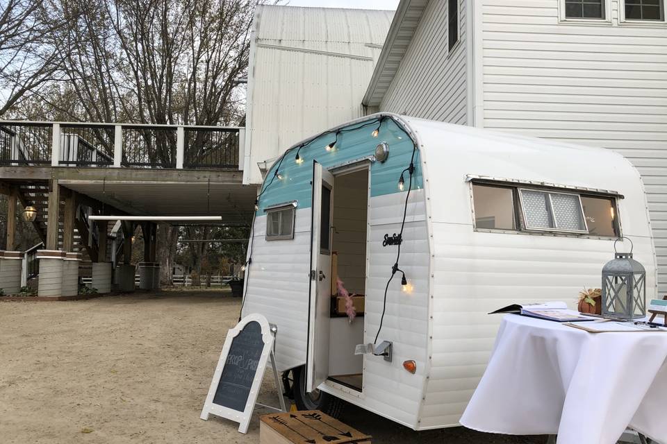 Photo Booth Camper
