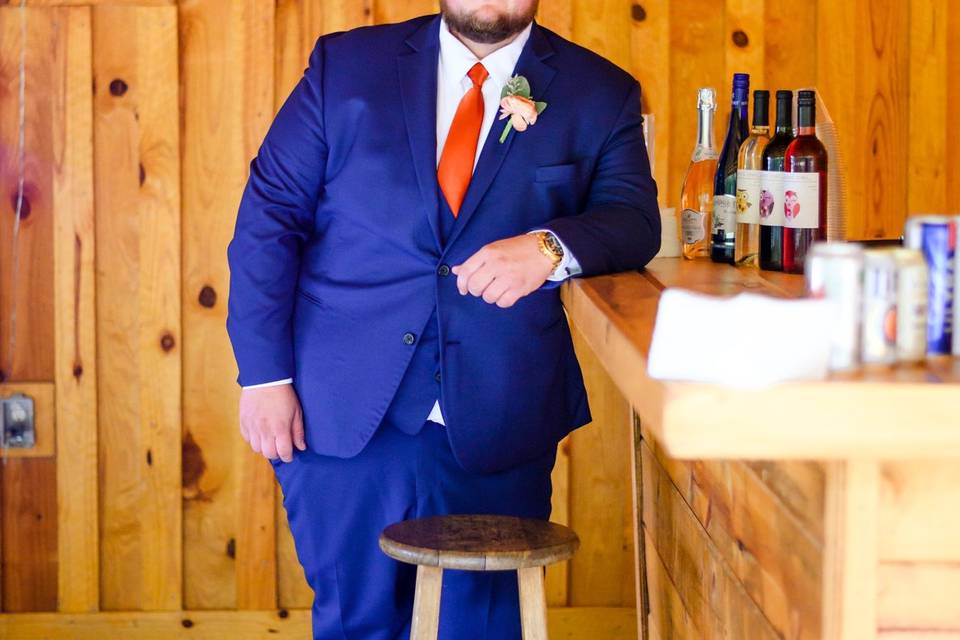 Groom at the bar