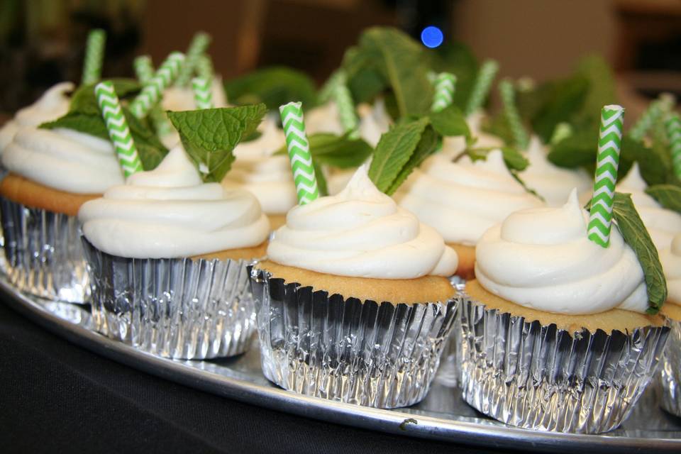 Forest themed cupcakes