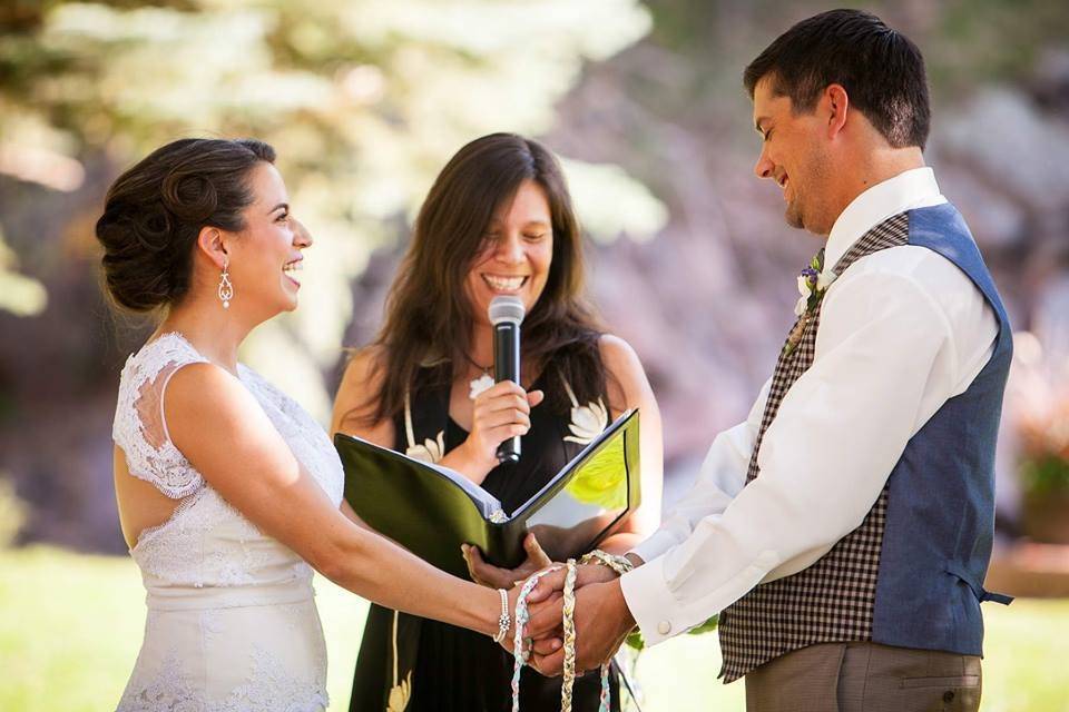 Riverbend Wedding in Lyons