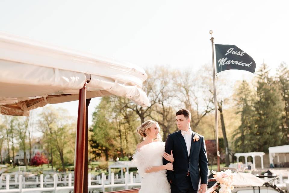 Boat Wedding Cocktail Hour