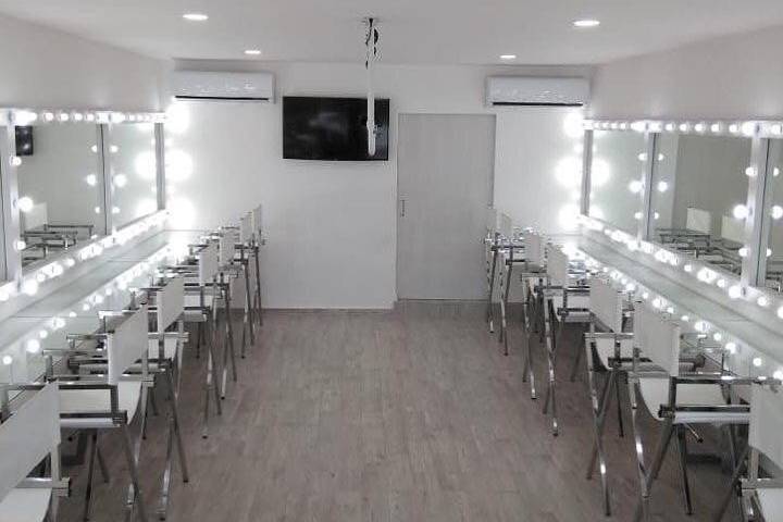 Cassandra Cassou Makeup Studio