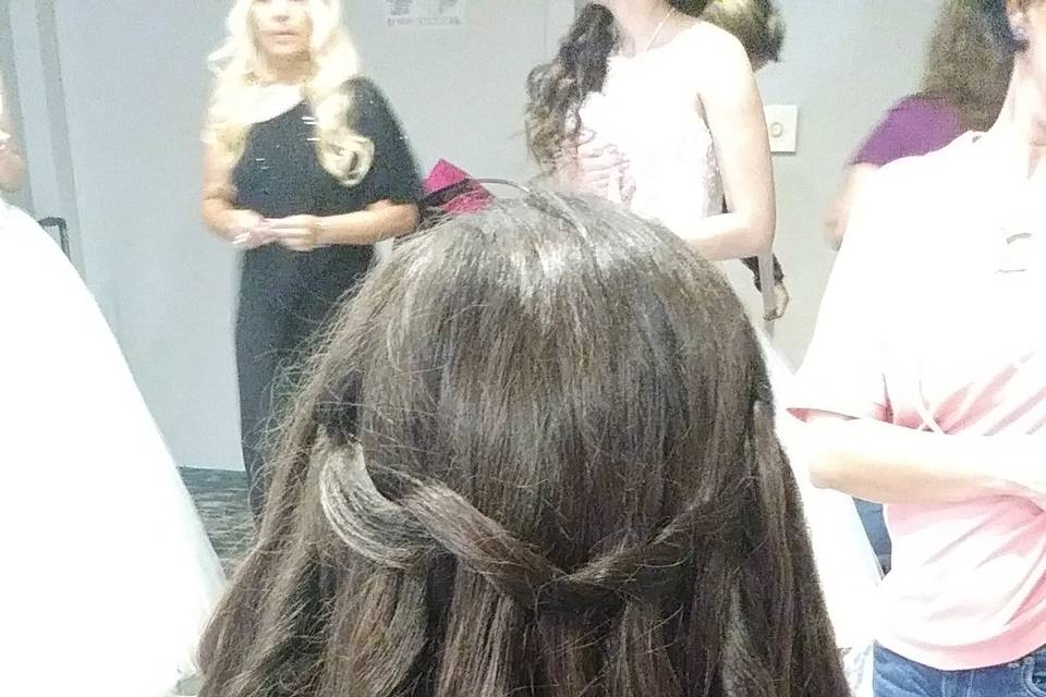 Flowing curls