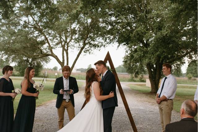 Oak & Fountain Reception