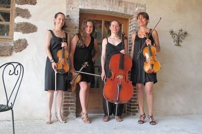 The Firebyrds Quartet during a break at a wedding in Le Perche.