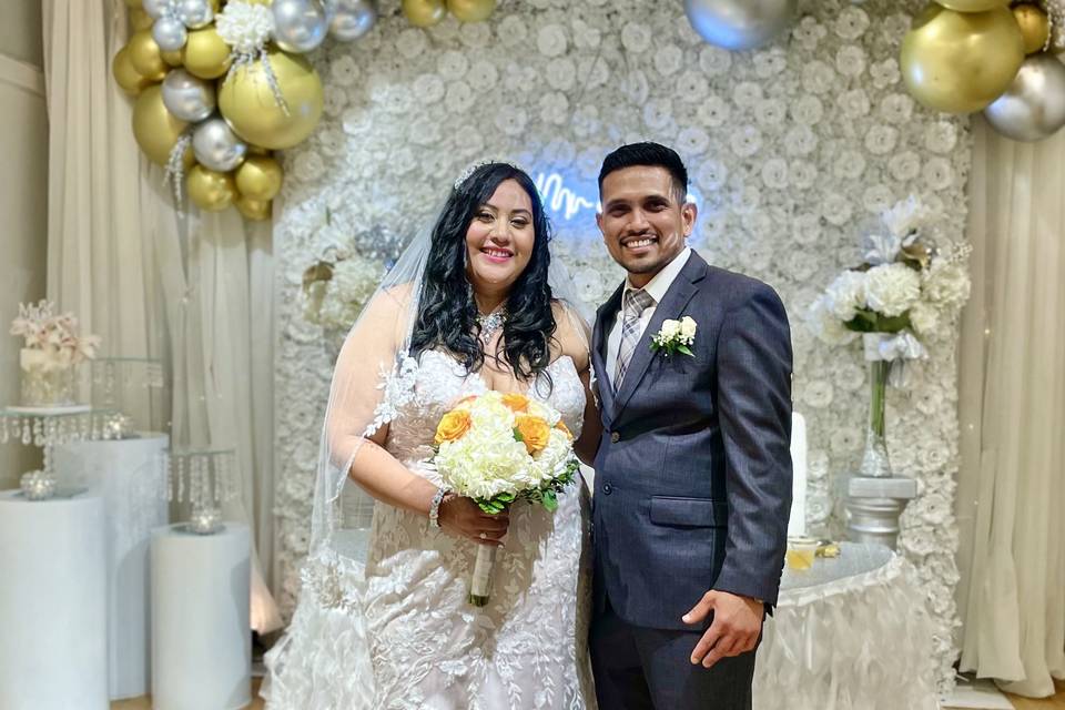 Newlyweds : Leslie & Tharindu