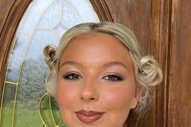 Glam nude