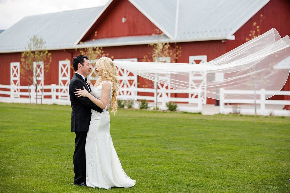 Barn Wedding Crooked Willow