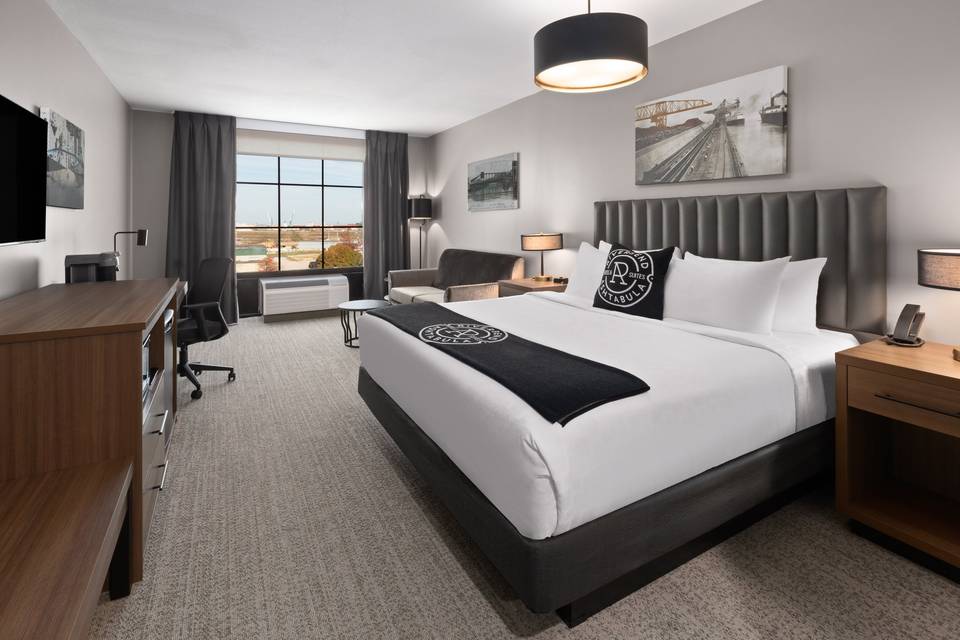 Riverbend Hotel and Suites