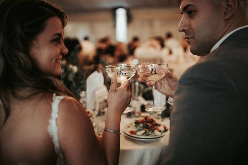 Cheers - Wedding Photography Meaghan