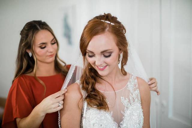 Bridal hair and makeup