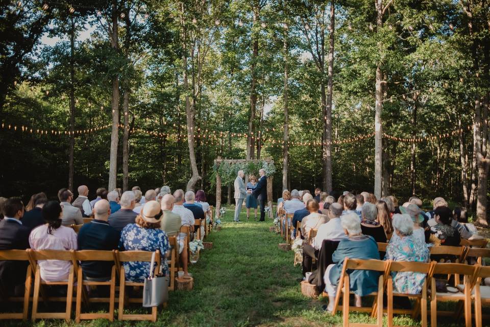 Woods Edge ceremony