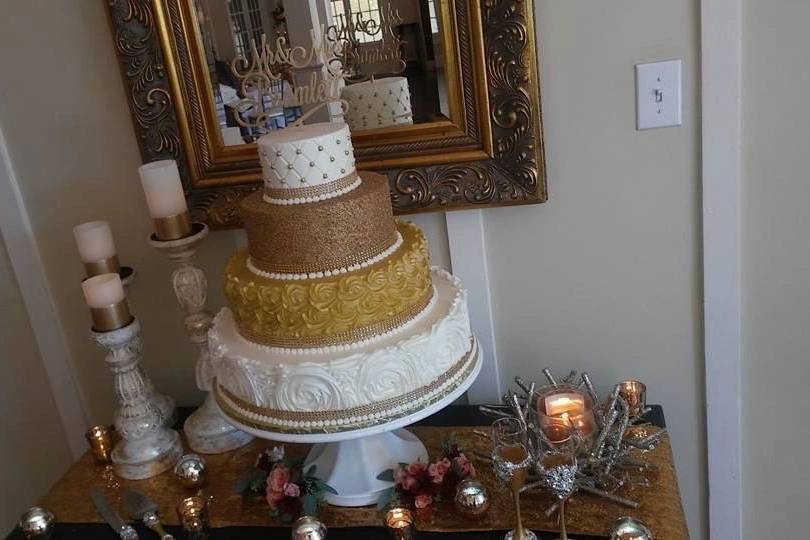 Ornate cake details