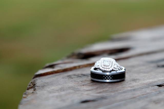 The ring - Say Cheese Photography