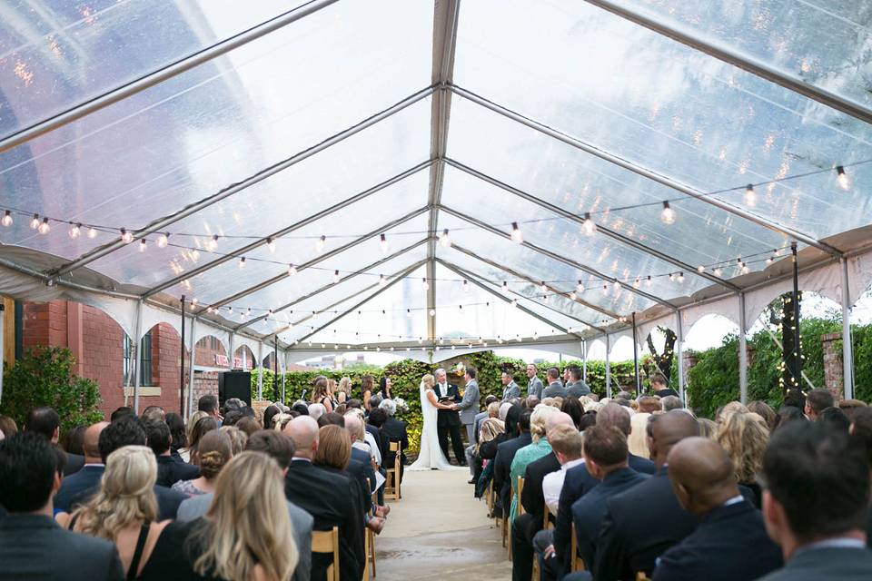 Botanical Garden Dallas Wedding by Tracy Autem & Lightly Photography