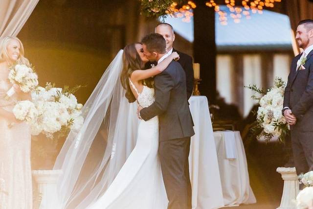 Wedding kiss