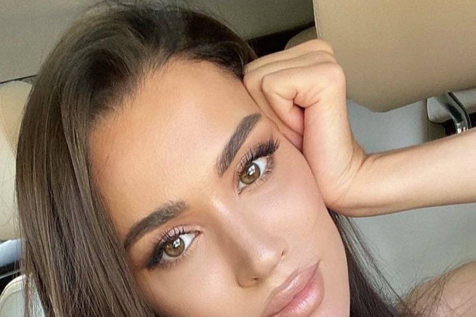 Natural makeup