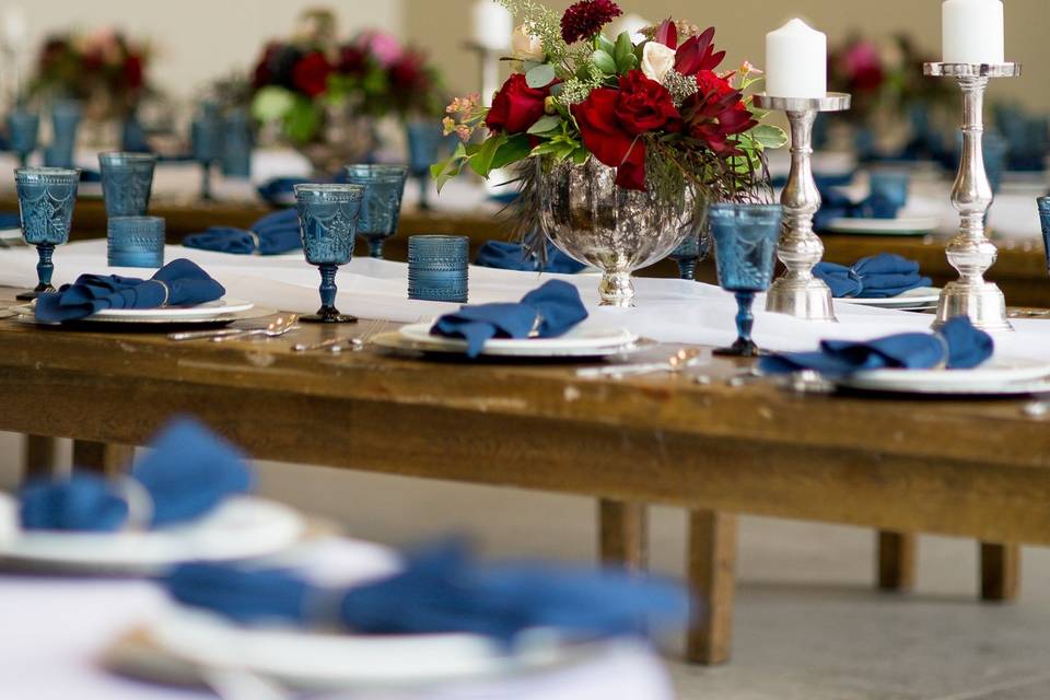 Table settings - Larc Hill Vineyard Wedding