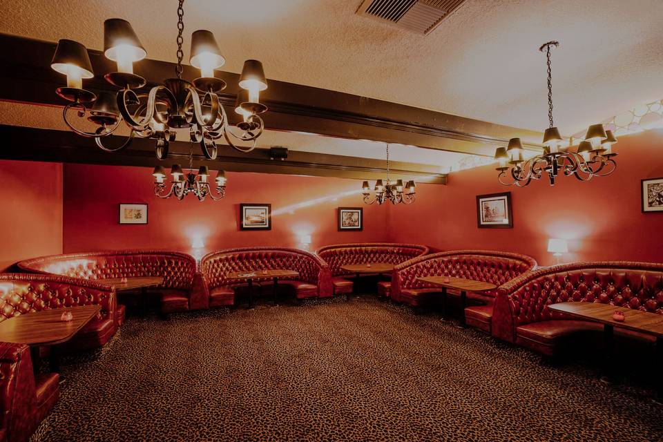 Red room lounges