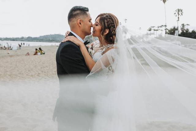 Manny + Carla