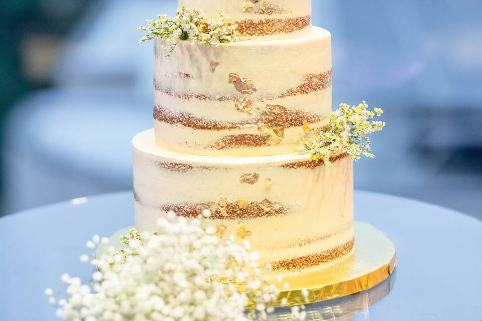 Endulge Boutique Wedding Cake