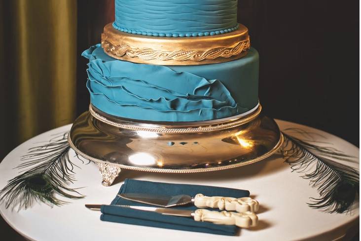 Blue and gold icing
