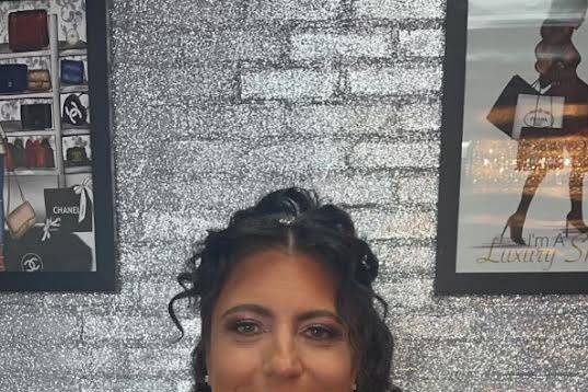 Hair & Make-up