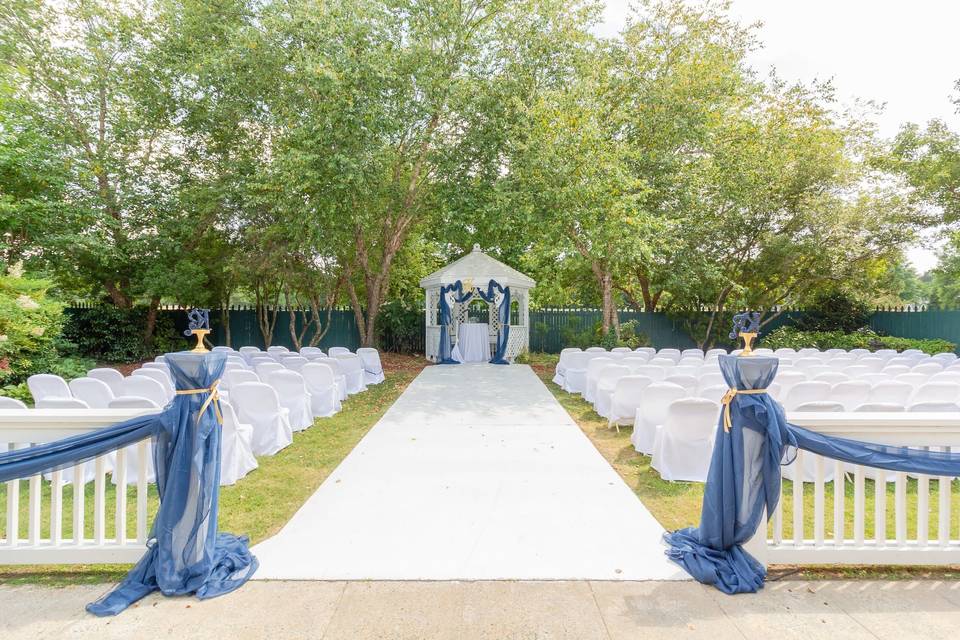 Outdoor ceremony