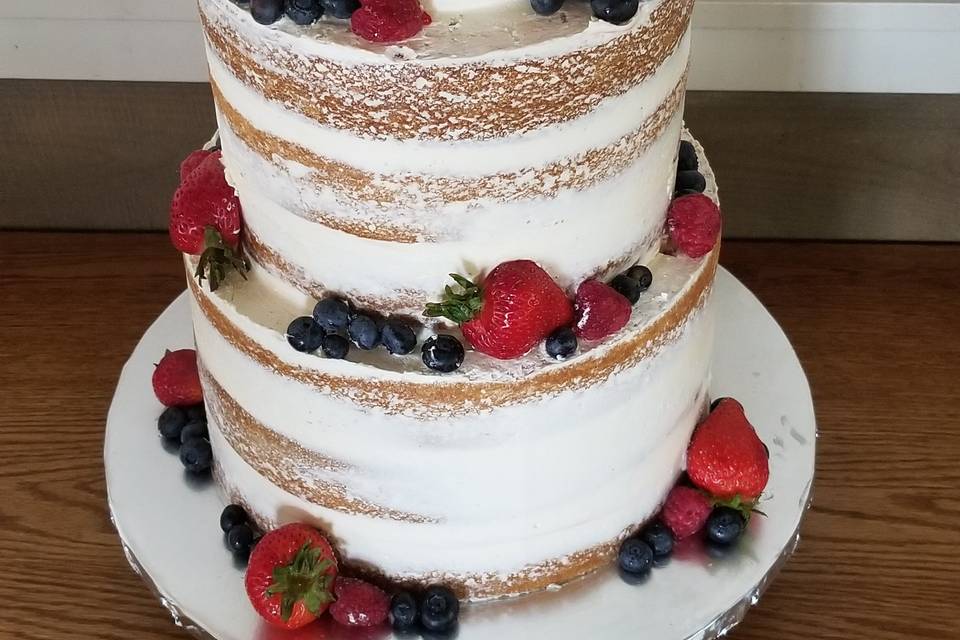 Naked and fresh fruit cake