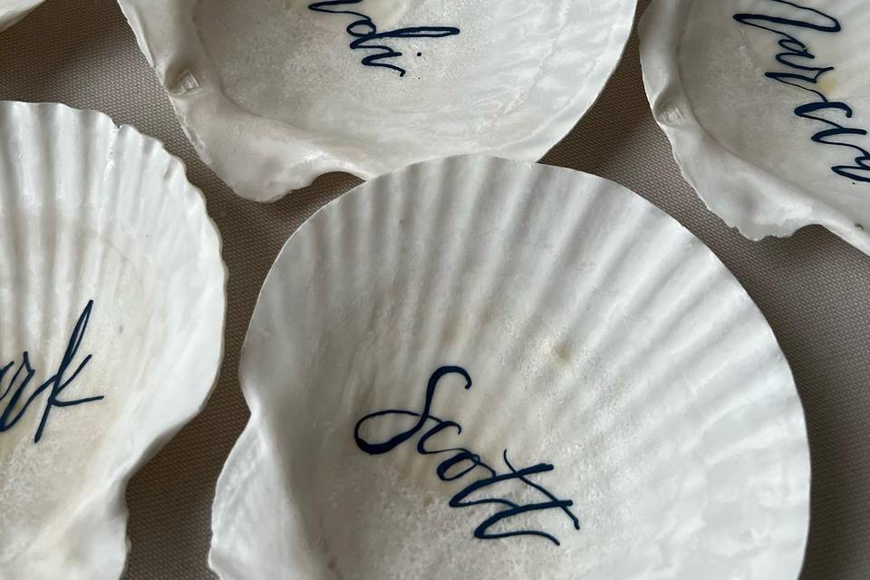 Place Card Clam Shells