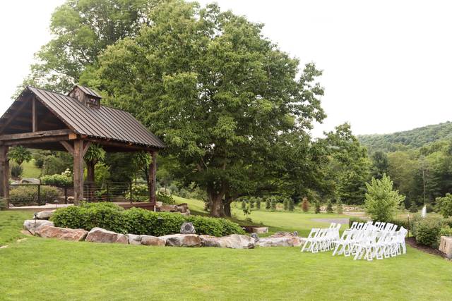 The Barn at Maple Falls