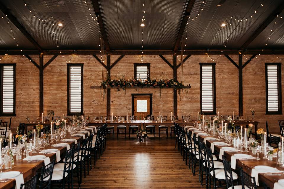 Olivia + Logan: Barn