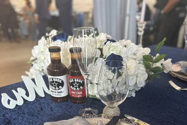 Fox Bros Sweethearts Table