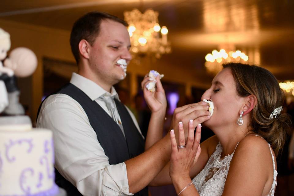 Cake for the couple