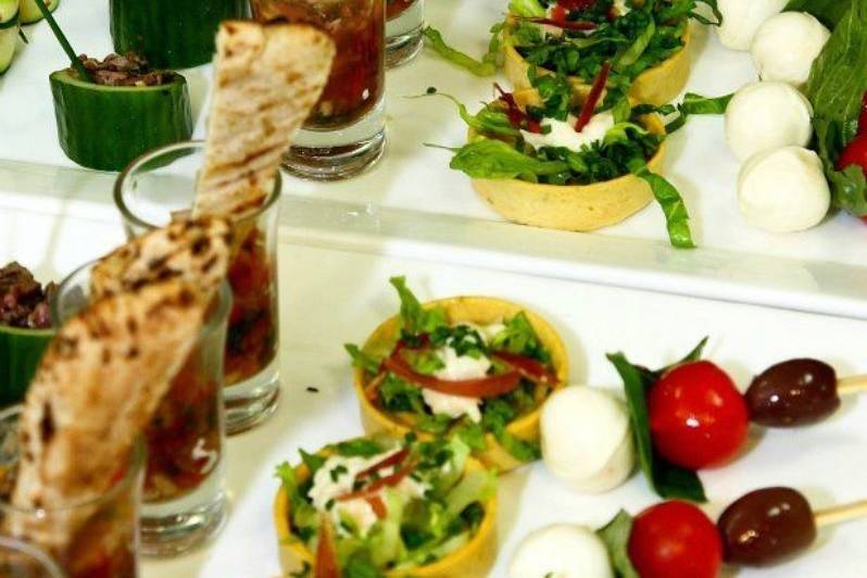 Elaborate hors d'oeuvres