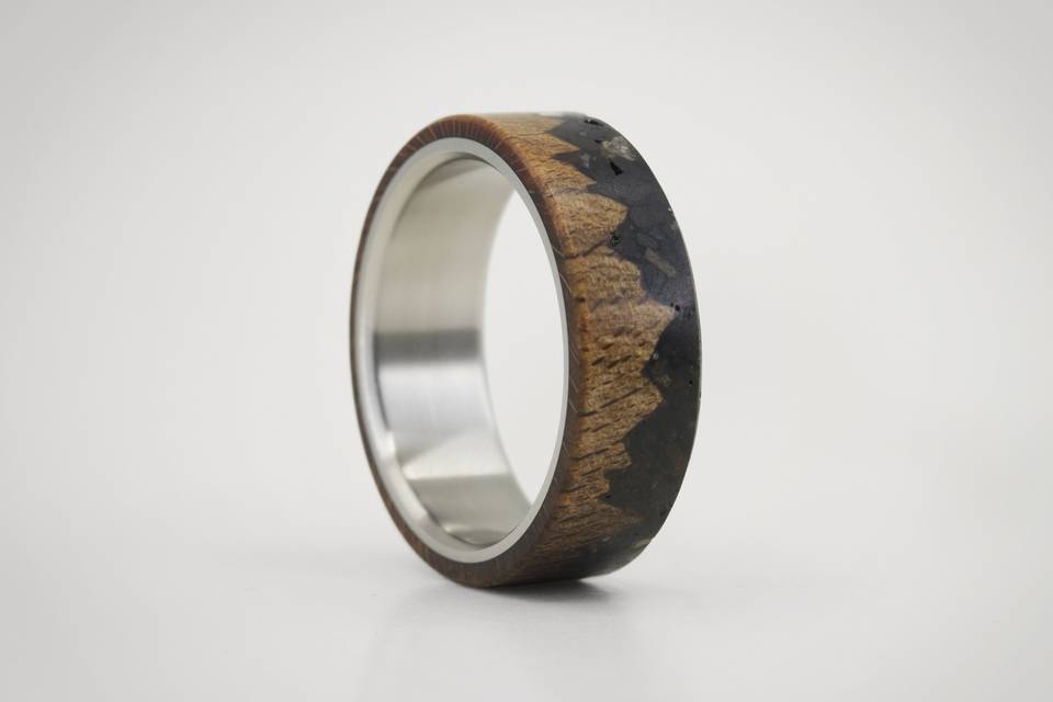 Patagonic concrete & Wood Ring