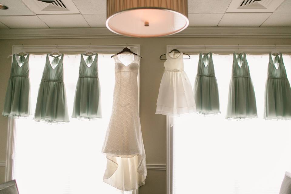 Dresses of the bridal party