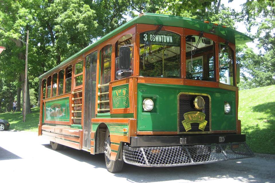 Green trolley