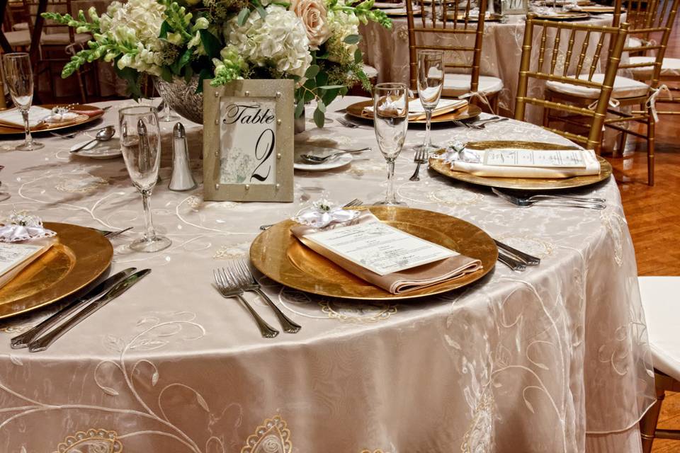 Linen Hero by Chair Covers & Linens