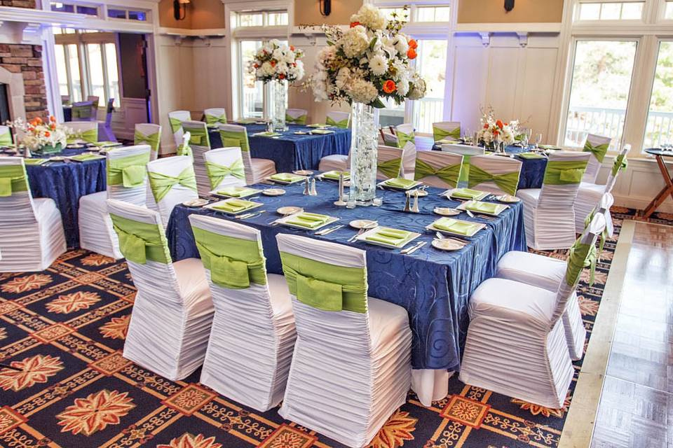 Linen Hero by Chair Covers & Linens