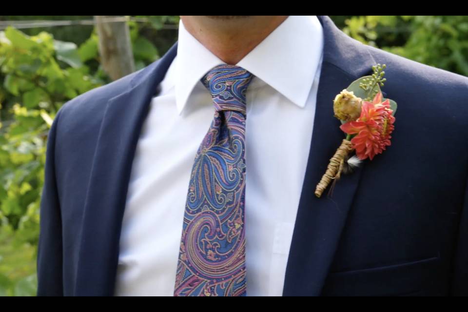 N+A Nick's boutonniere