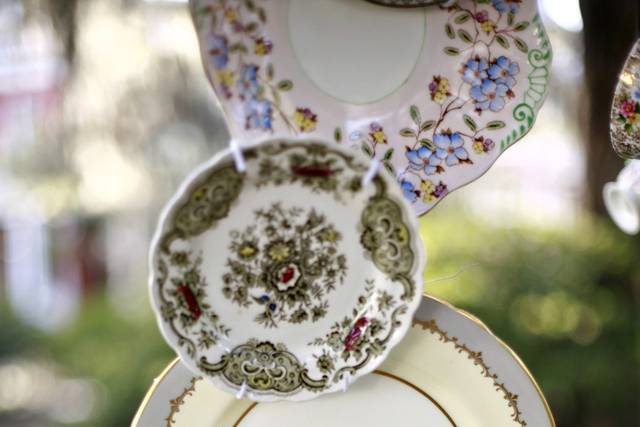 Lillian's China - Vintage Rentals