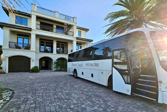 Destin Coach