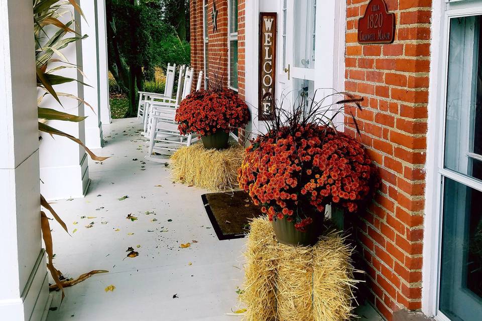 Entrance in the Fall